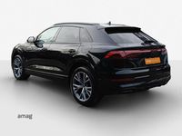 Gebraucht Audi Q8 Ambiente 394 PS (289 kW) 2024 Mythosschwarz metallic SUV