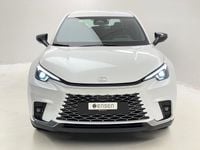 Neu Lexus LBX E-FOUR 136 PS (100 kW) 2025 SUV