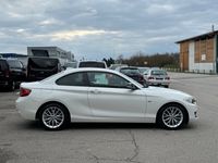 gebraucht BMW 220 i Sport Line Steptronic