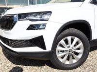 gebraucht Skoda Karoq TSI 150 DSG Amb LED Nav Kessy ACC Kam SunS