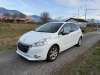Gebraucht Peugeot 208 Style 82 PS (60 kW) 2015 Kleinwagen