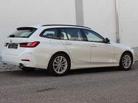 Gebraucht BMW 320e Comfort Edition 190 PS (139 kW) 2023 Weiss Kombi