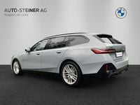 Gebraucht BMW 530e M Sport 299 PS (219 kW) 2025 Grau Kombi