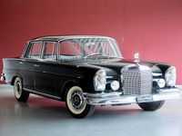 Gebraucht Mercedes 220 112 PS (82 kW) 1963 Limousine