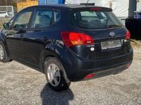 Gebraucht Kia Venga 90 PS (66 kW) 2011 Kleinwagen