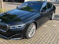 Gebraucht BMW 730 265 PS (194 kW) 2019 Limousine