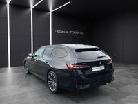 Gebraucht BMW 520 M Sport 208 PS (152 kW) 2024 Schwarz Kombi