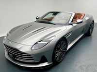 Gebraucht Aston Martin DB12 680 PS (500 kW) 2024 Silber Cabrio