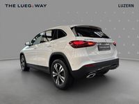 Neu Mercedes GLA200 Night 163 PS (119 kW) 2025 Weiss SUV