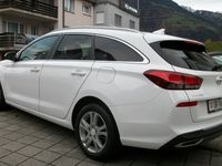 gebraucht Hyundai i30 Wagon 1.5 T-GDi Amplia 48V MH DCT