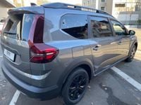 Gebraucht Dacia Jogger Extreme 93 PS (68 kW) 2024 Grau Van / Kleinbus