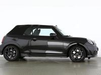 Gebraucht Mini Cooper Cabriolet 163 PS (119 kW) 2025 Schwarz Cabrio