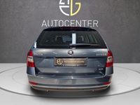 gebraucht Skoda Octavia Combi 2.0 TDI Soleil 4x4 DSG