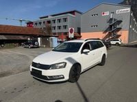 Gebraucht VW Passat Trendline 140 PS (102 kW) 2013 Kombi