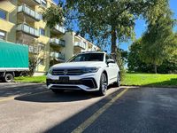 Gebraucht VW Tiguan Allspace R-line 244 PS (179 kW) 2022 SUV