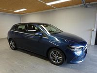 Gebraucht Mercedes B220 Style 190 PS (139 kW) 2019 Blau Van / Kleinbus
