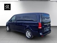 Gebraucht Mercedes V220 163 PS (119 kW) 2021 Blau Van / Kleinbus
