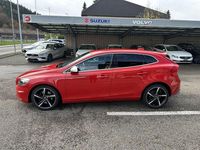 Gebraucht Volvo V40 Kinetic 190 PS (139 kW) 2014 Rot Kombi