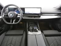 Gebraucht BMW 520 Comfort Edition 208 PS (152 kW) 2024 Schwarz Kombi