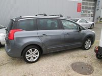 Gebraucht Peugeot 5008 Active 156 PS (114 kW) 2012 Anthrazit Van / Kleinbus
