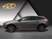 gebraucht Volvo V60 CC D4 Summum Geartronic