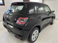 Gebraucht Suzuki Swift 82 PS (60 kW) 2024 Schwarz Kleinwagen