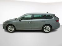 Neu Skoda Octavia Lodge 150 PS (110 kW) 2026 Grau Kombi