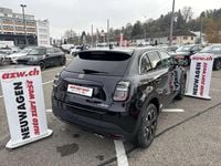 Neu Fiat 600 La Prima 145 PS (106 kW) 2026 Schwarz SUV