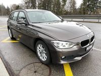 Gebraucht BMW 320 184 PS (135 kW) 2012 Kombi