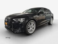 Gebraucht Audi e-tron Attraction 230 kW (313 PS) 2021 Mythosschwarz metallic SUV