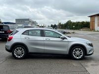 gebraucht Mercedes GLA200 CDI Urban 4Matic 7G-DCT