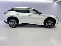 Neu Lexus RZ 500e 279 kW (380 PS) 2026 Weiss SUV