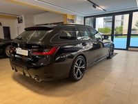 Gebraucht BMW 330 M Sport 245 PS (180 kW) 2025 Kombi
