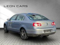 Gebraucht VW Passat Highline 170 PS (125 kW) 2009 Limousine