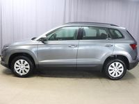 gebraucht Skoda Karoq Active 1.0 TSi 81kW Klimaanlage, Lederlenkrad, 6,5" Touchscreen, Radio DAB, Freisprecheinrichtung, Notrufsystem, Speedlimiter, Einparkhilfe hinten, Lichtsensor, Nebelscheinwerfer, 16" Stahlfelgen, uvm.