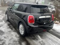 Gebraucht Mini Cooper 136 PS (100 kW) 2016 Kleinwagen