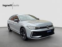 Gebraucht VW Passat R-line 272 PS (200 kW) 2024 Silber Kombi