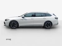 Neu VW Passat R-line 193 PS (141 kW) 2025 Oryxwhite perlmutteffekt Kombi