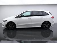 Gebraucht Mercedes B250 AMG line 224 PS (164 kW) 2019 Weiss Van / Kleinbus