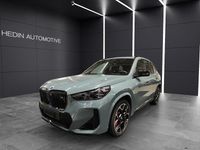 Neu BMW X1 Luxury Line 300 PS (220 kW) 2025 Grün SUV