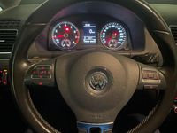 Gebraucht VW Touran Trendline 140 PS (102 kW) 2014 Van / Kleinbus