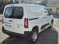 Neu Peugeot Partner 130 PS (95 kW) 2025 Van / Kleinbus
