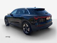 Gebraucht Audi e-tron Attraction 230 kW (313 PS) 2021 Brillantschwarz SUV