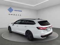 Gebraucht VW Passat R-line 150 PS (110 kW) 2024 Weiss Kombi