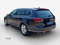 Gebraucht VW Passat Elegance 200 PS (147 kW) 2023 Deep black nacré Kombi