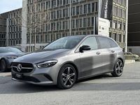 Gebraucht Mercedes B220 Progressive 204 PS (150 kW) 2024 Van / Kleinbus