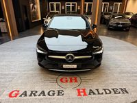 Gebraucht Mercedes CLA200 Progressive 150 PS (110 kW) 2020 Schwarz Limousine