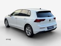 Gebraucht VW Golf VIII Basis 115 PS (84 kW) 2024 Pure white uni Limousine