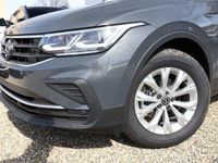 gebraucht VW Tiguan LIFE TSI 150 DSG IQ.Light EasyO SHZ ErgoA