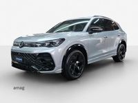 Gebraucht VW Tiguan R-line 193 PS (141 kW) 2024 Oyster silver metallic SUV